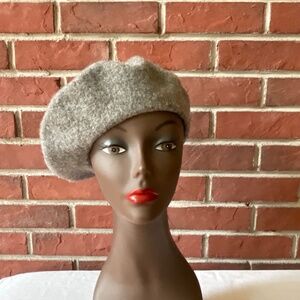 •14th & Union Grey Wool Beret Unisex O/S NWOT
